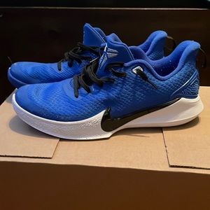 Used, Kobe basketball shoes